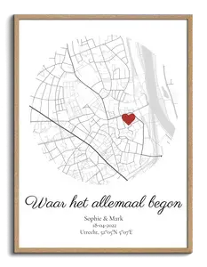 Vier jullie liefde: gepersonaliseerde stadkaart in rond formaat met naam en datum